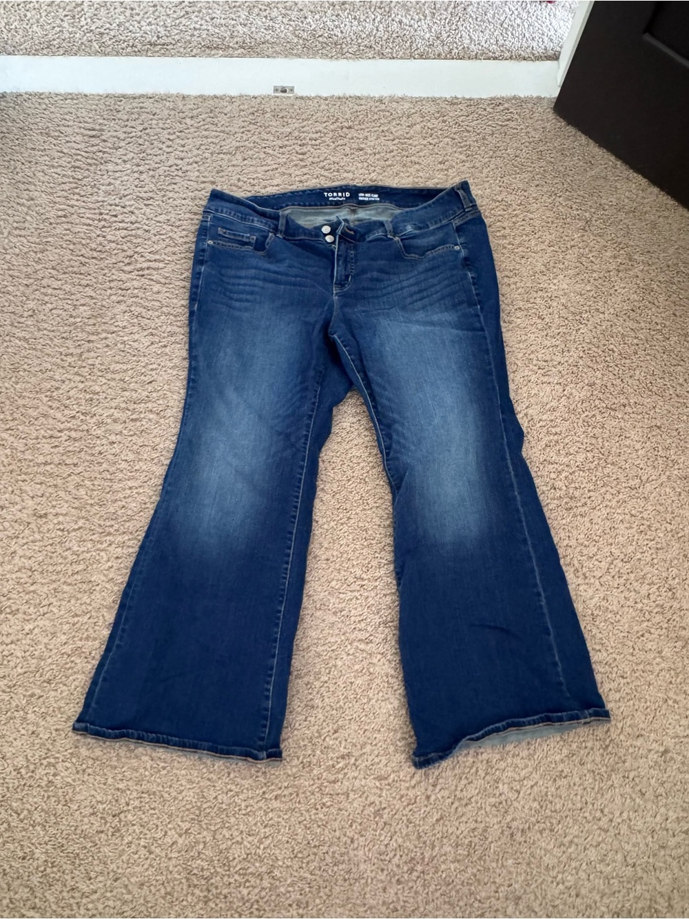 Torrid Low Rise Flare, Size 20